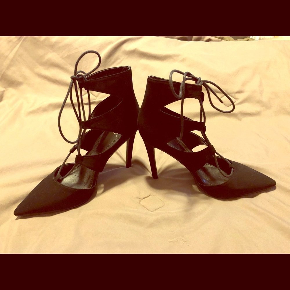 Black High-Heels